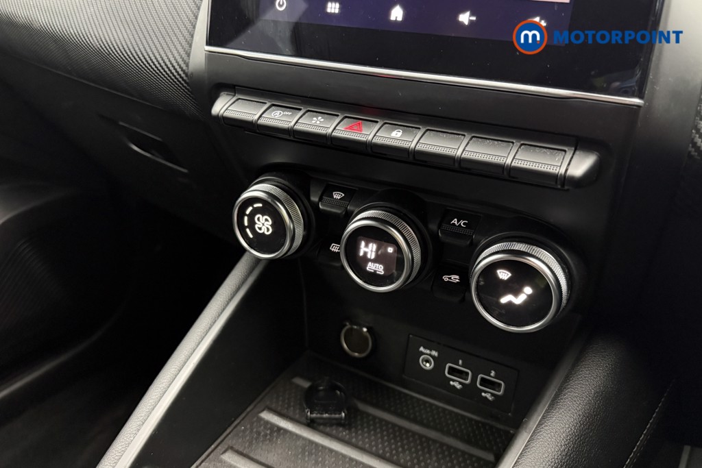 Renault Captur R.S. Line Automatic Petrol SUV - Stock Number (1606605) - 13th supplementary image