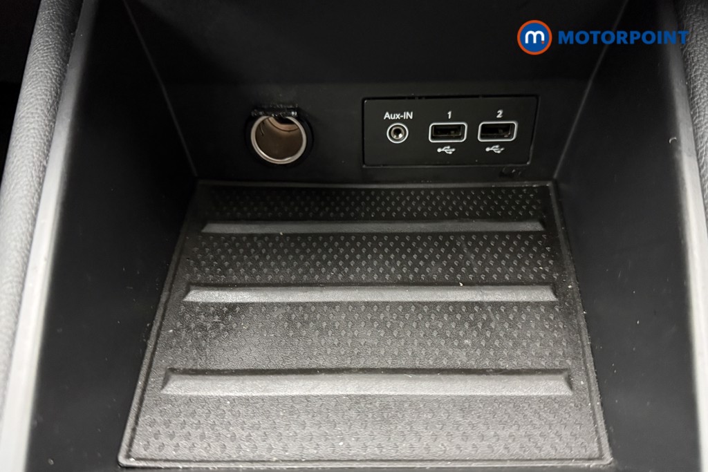 Renault Captur R.S. Line Automatic Petrol SUV - Stock Number (1606605) - 14th supplementary image