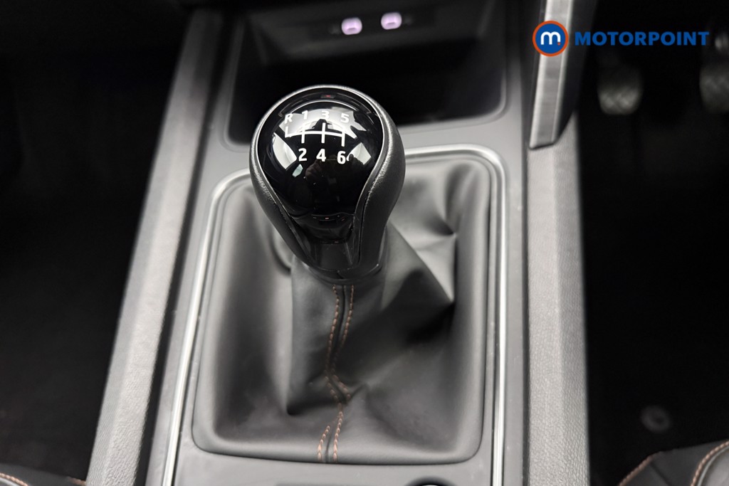 Cupra Formentor V2 Manual Petrol SUV - Stock Number (1607115) - 7th supplementary image