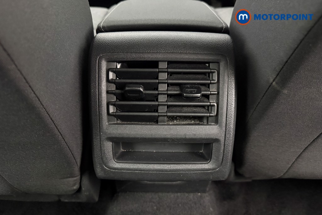 Volkswagen Golf Life Manual Petrol Hatchback - Stock Number (1607136) - 21st supplementary image