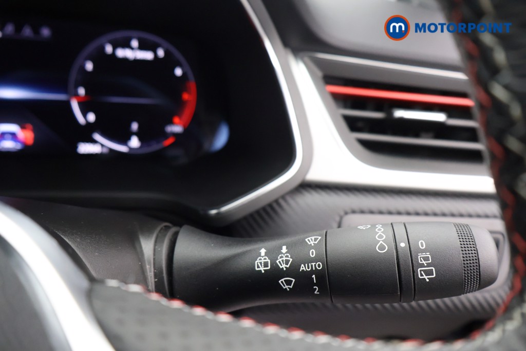 Renault Captur R.S. Line Manual Petrol SUV - Stock Number (1607169) - 6th supplementary image