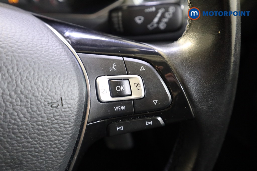 Volkswagen T-Roc Design Manual Petrol SUV - Stock Number (1607195) - 4th supplementary image