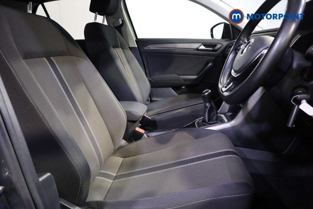 Volkswagen T-Roc Design Manual Petrol SUV - Stock Number (1607195) - 13th supplementary image