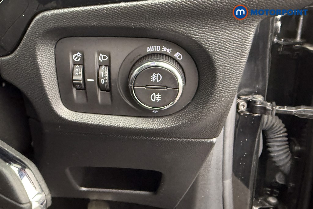 Vauxhall Corsa GS Manual Petrol Hatchback - Stock Number (1607954) - 13th supplementary image