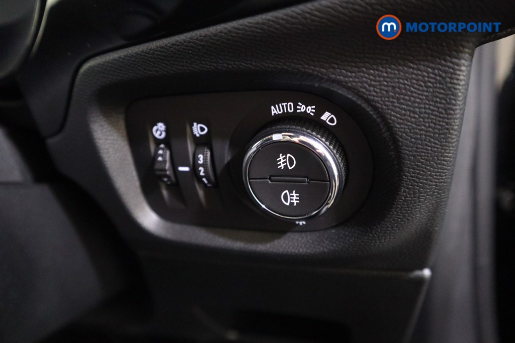 Vauxhall Corsa GS Manual Petrol Hatchback - Stock Number (1607961) - 10th supplementary image