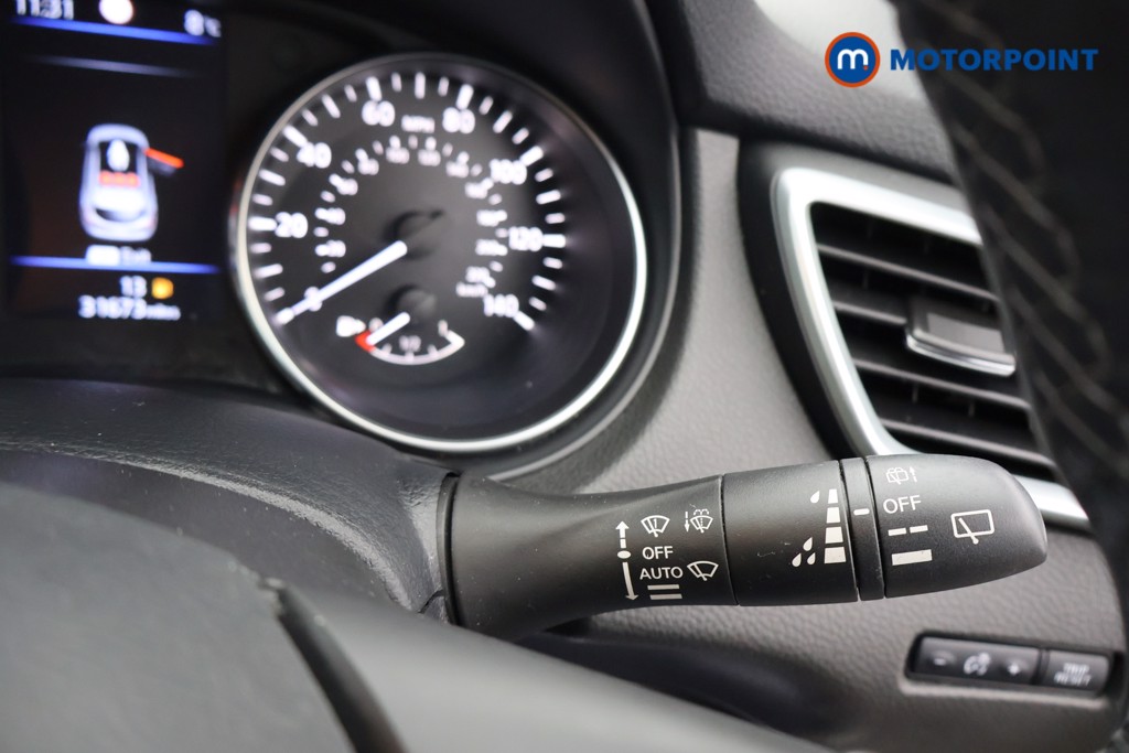 Nissan Qashqai Acenta Premium Manual Petrol SUV - Stock Number (1608112) - 6th supplementary image