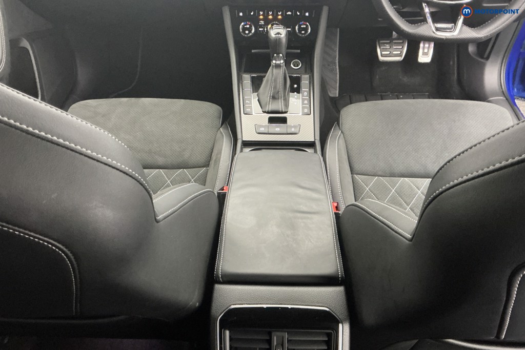 Skoda Superb Sport Line Plus Automatic Petrol Hatchback - Stock Number (1608582) - 14th supplementary image