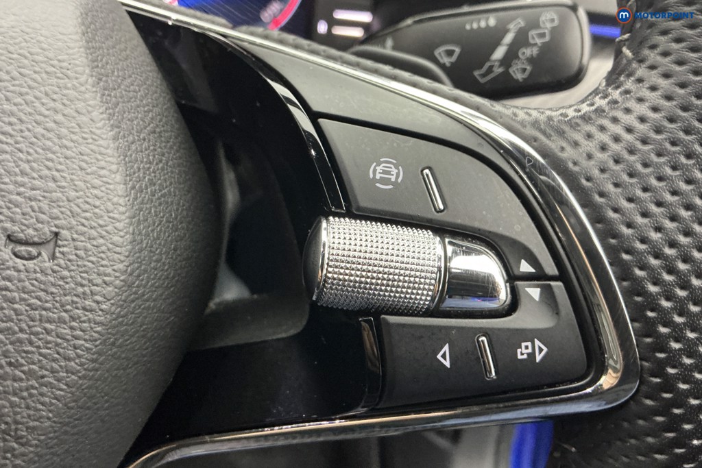 Skoda Superb Sport Line Plus Automatic Petrol Hatchback - Stock Number (1608582) - 22nd supplementary image