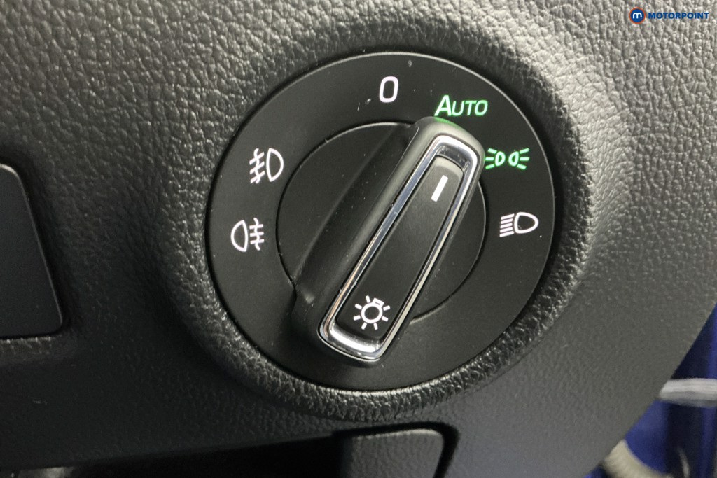 Skoda Superb Sport Line Plus Automatic Petrol Hatchback - Stock Number (1608582) - 23rd supplementary image