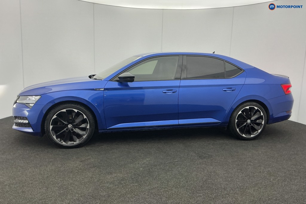 Skoda Superb Sport Line Plus Automatic Petrol Hatchback - Stock Number (1608582) - 32nd supplementary image