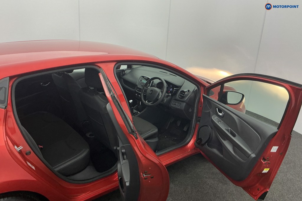Renault Clio Play Manual Petrol Hatchback - Stock Number (1608638) - 6th supplementary image