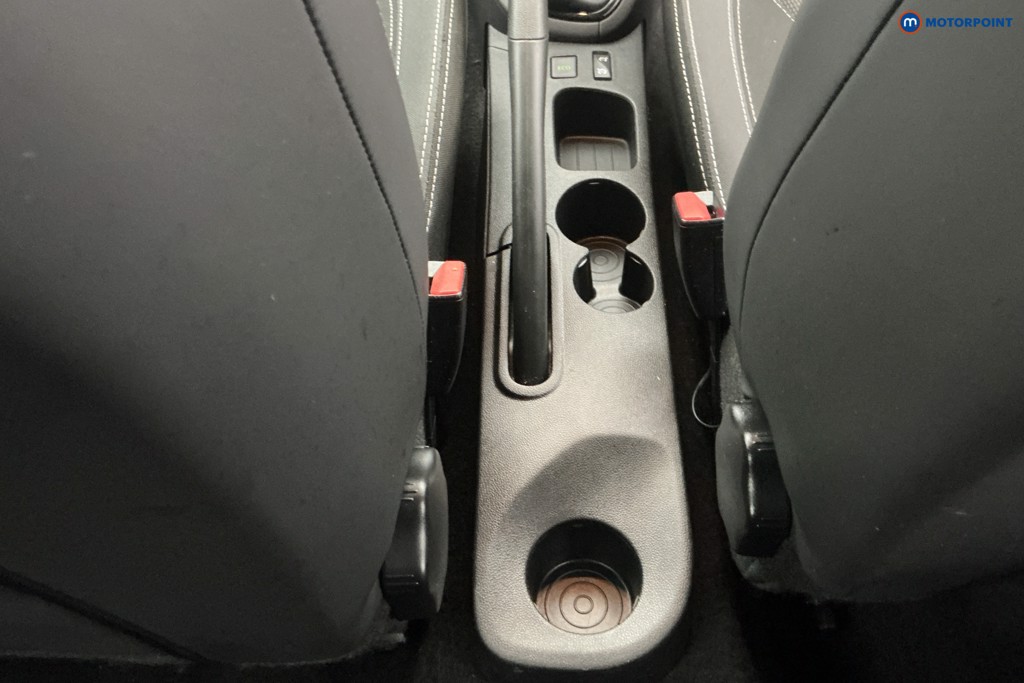 Renault Clio Play Manual Petrol Hatchback - Stock Number (1608638) - 13th supplementary image