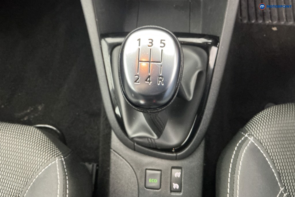 Renault Clio Play Manual Petrol Hatchback - Stock Number (1608638) - 18th supplementary image