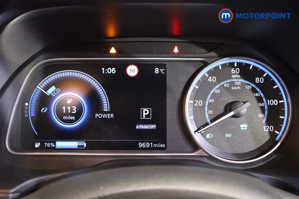 Nissan Leaf N-Connecta Automatic Electric Hatchback - Stock Number (1608773) - 4th supplementary image