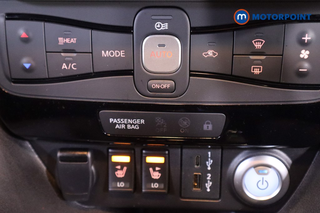 Nissan Leaf N-Connecta Automatic Electric Hatchback - Stock Number (1608773) - 21st supplementary image