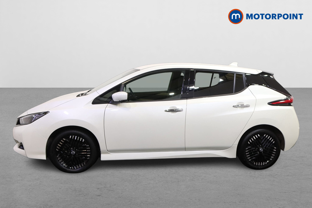 Nissan Leaf N-Connecta Automatic Electric Hatchback - Stock Number (1608773) - Passenger side