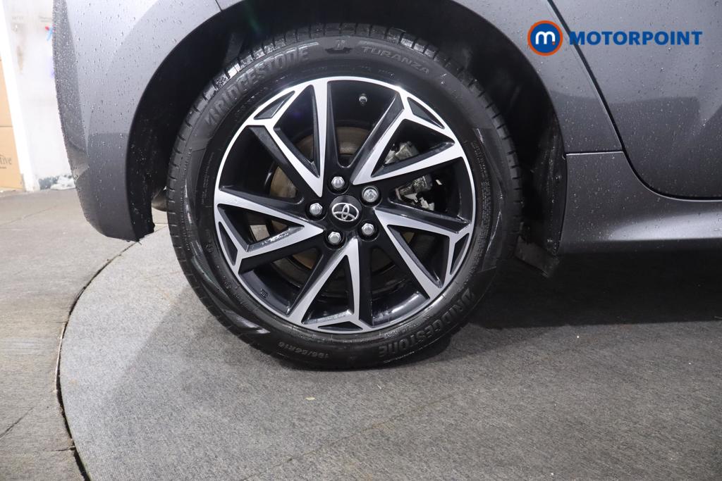 Toyota Yaris Design Automatic Petrol-Electric Hybrid Hatchback - Stock Number (1608901) - 22nd supplementary image