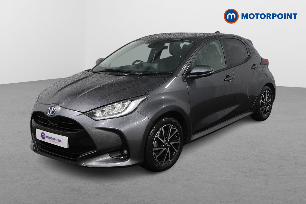 Toyota Yaris Design Automatic Petrol-Electric Hybrid Hatchback - Stock Number (1608901) - Passenger side front corner