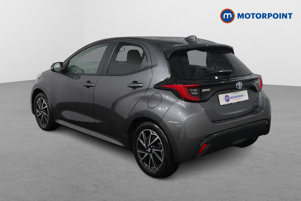 Toyota Yaris Design Automatic Petrol-Electric Hybrid Hatchback - Stock Number (1608901) - Passenger side rear corner