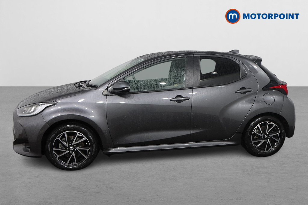 Toyota Yaris Design Automatic Petrol-Electric Hybrid Hatchback - Stock Number (1608901) - Passenger side
