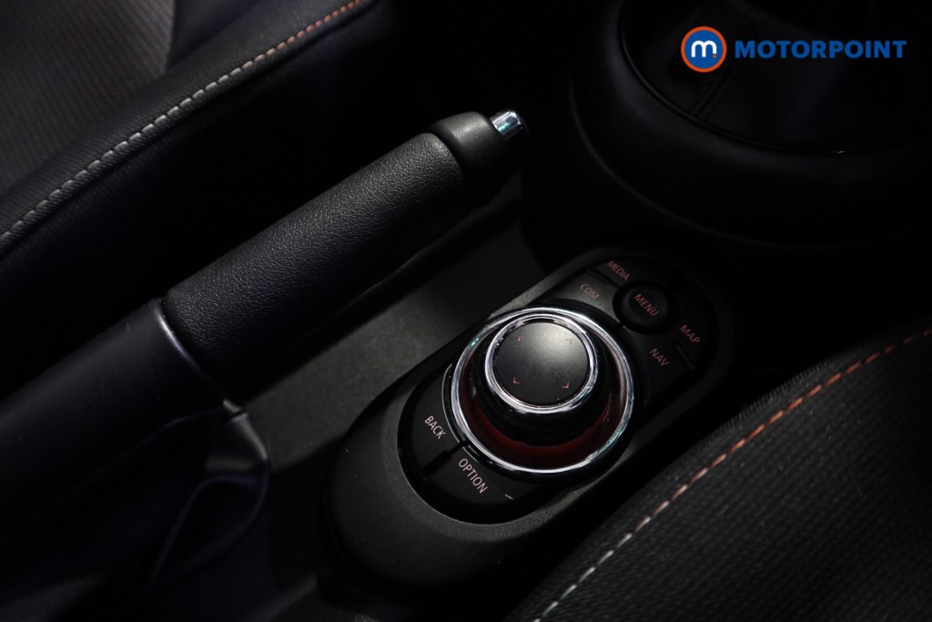 Mini Convertible Cooper Classic Automatic Petrol Convertible - Stock Number (1608979) - 9th supplementary image