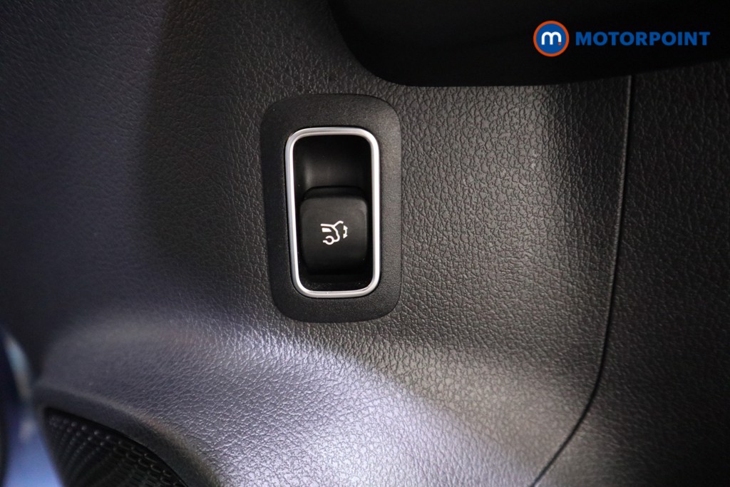 Mercedes-Benz EQA Amg Line Automatic Electric SUV - Stock Number (1609192) - 12th supplementary image