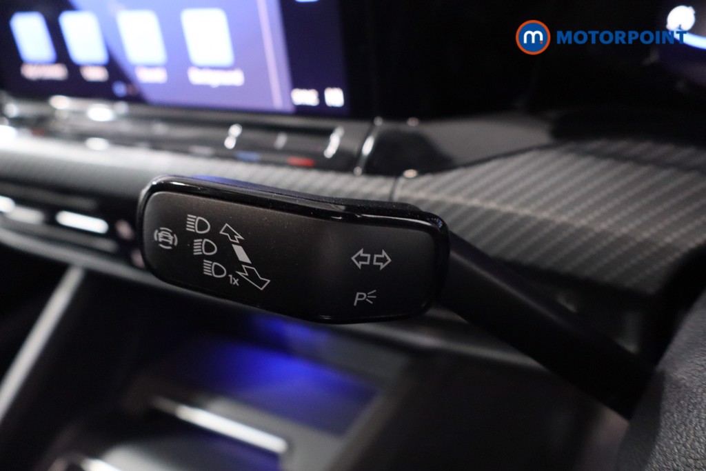 Volkswagen Golf R Automatic Petrol Hatchback - Stock Number (1609344) - 14th supplementary image