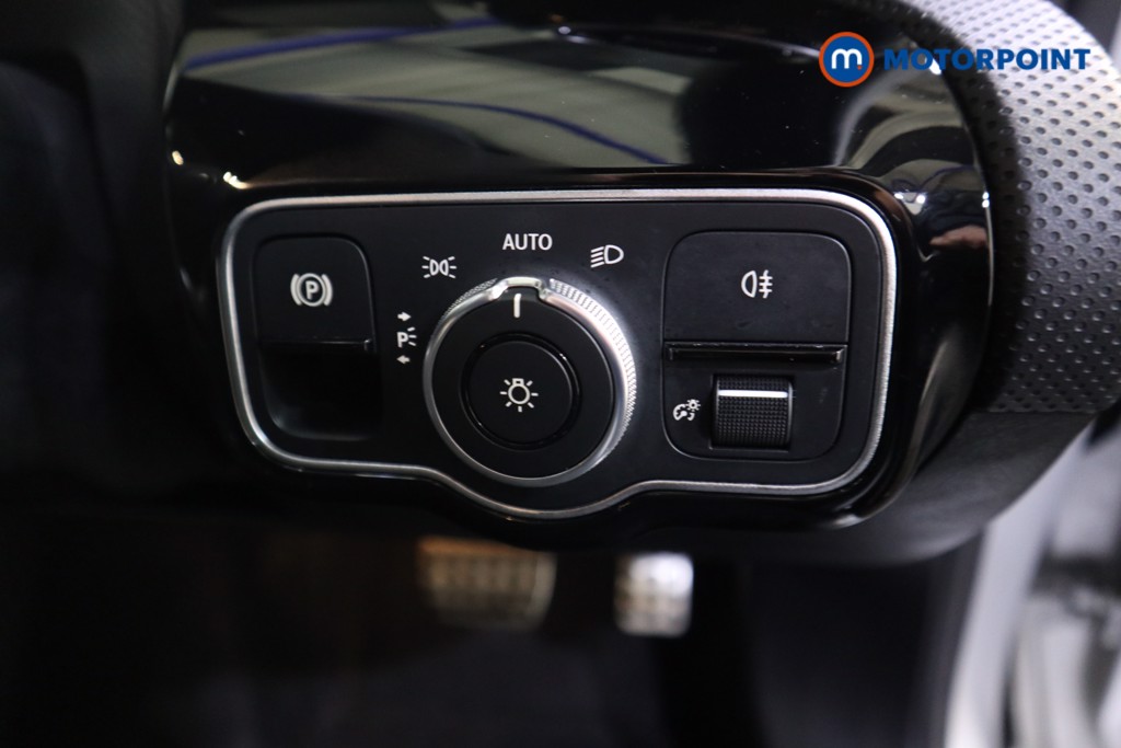 Mercedes-Benz A Class Amg Line Automatic Petrol Plug-In Hybrid Saloon - Stock Number (1609602) - 11th supplementary image