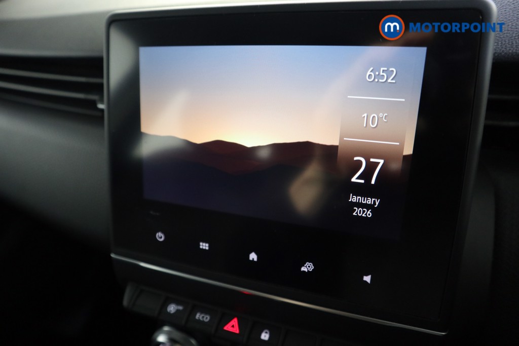 Renault Clio Iconic Manual Petrol Hatchback - Stock Number (1609622) - 7th supplementary image