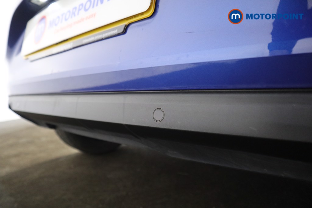 Renault Clio Iconic Manual Petrol Hatchback - Stock Number (1609622) - 22nd supplementary image