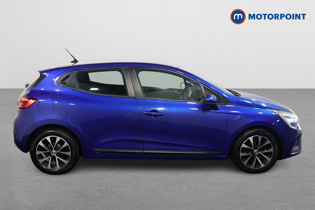 Renault Clio Iconic Manual Petrol Hatchback - Stock Number (1609622) - Drivers side