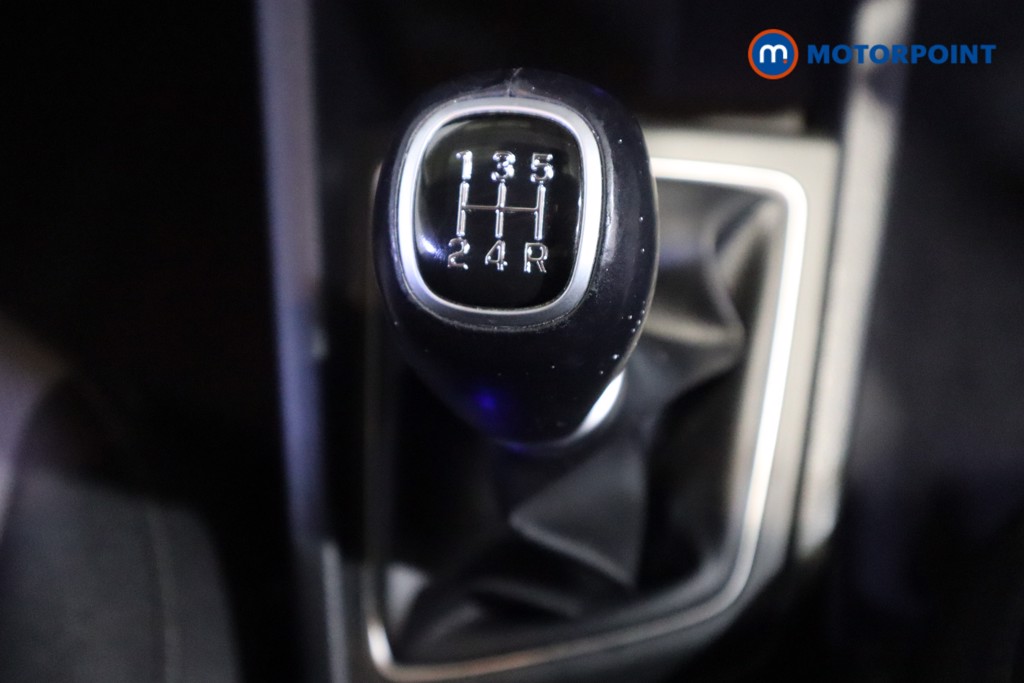 Hyundai I20 SE Manual Petrol Hatchback - Stock Number (1609845) - 5th supplementary image