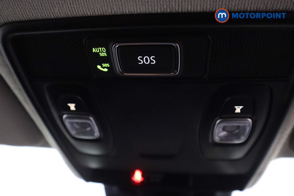 Renault Clio Iconic Edition Manual Petrol Hatchback - Stock Number (1610051) - 25th supplementary image