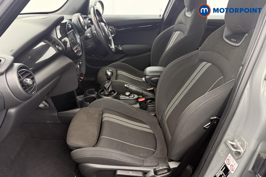 Mini Hatchback Cooper S Sport Manual Petrol Hatchback - Stock Number (1610082) - 21st supplementary image