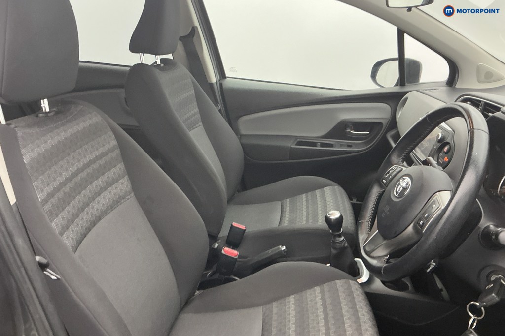 Toyota Yaris Icon Manual Petrol Hatchback - Stock Number (1610120) - 7th supplementary image