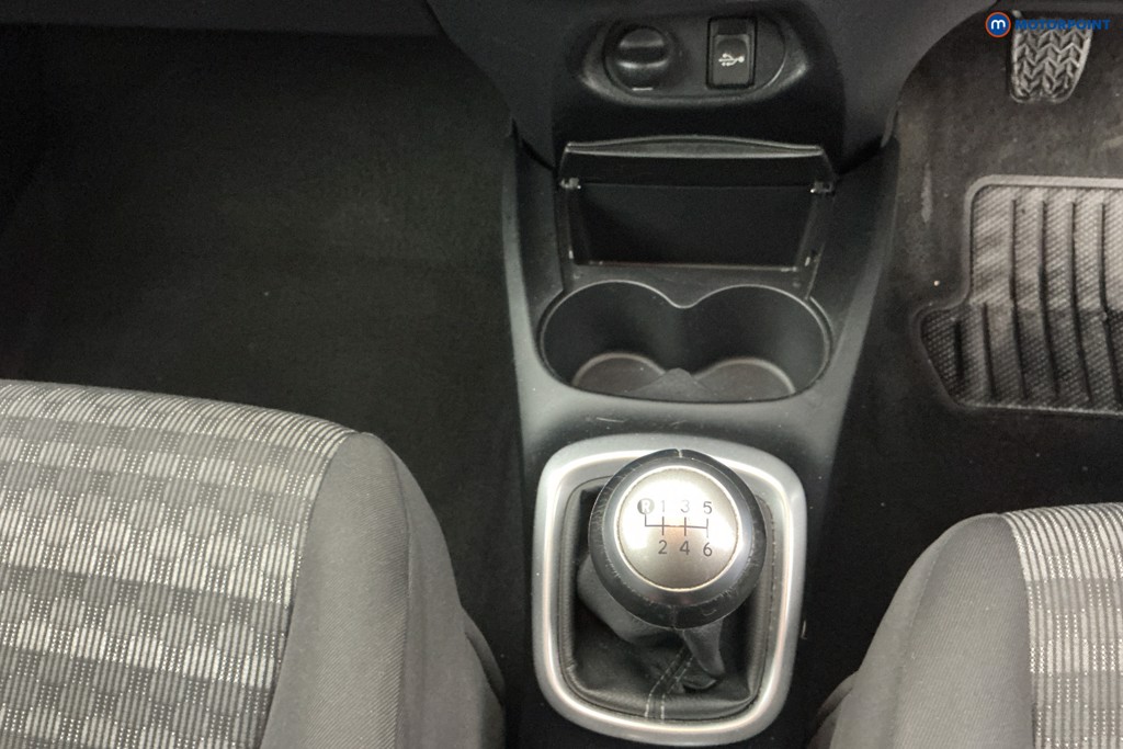 Toyota Yaris Icon Manual Petrol Hatchback - Stock Number (1610120) - 17th supplementary image