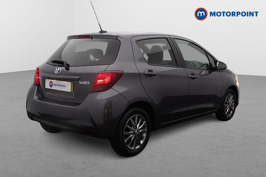 Toyota Yaris Icon Manual Petrol Hatchback - Stock Number (1610120) - Drivers side rear corner