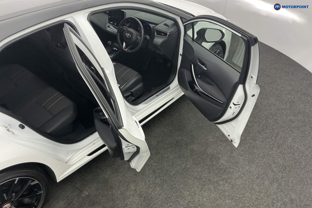 Toyota Corolla Gr Sport Automatic Petrol-Electric Hybrid Hatchback - Stock Number (1610127) - 7th supplementary image