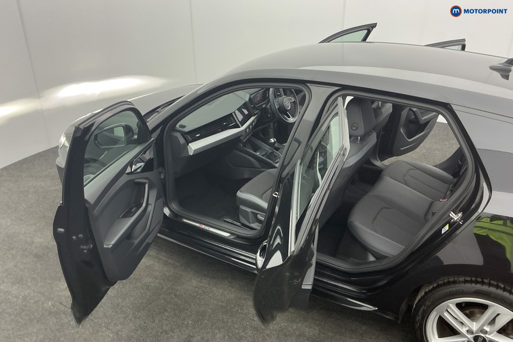 Audi A1 S Line Manual Petrol Hatchback - Stock Number (1610239) - 5th supplementary image