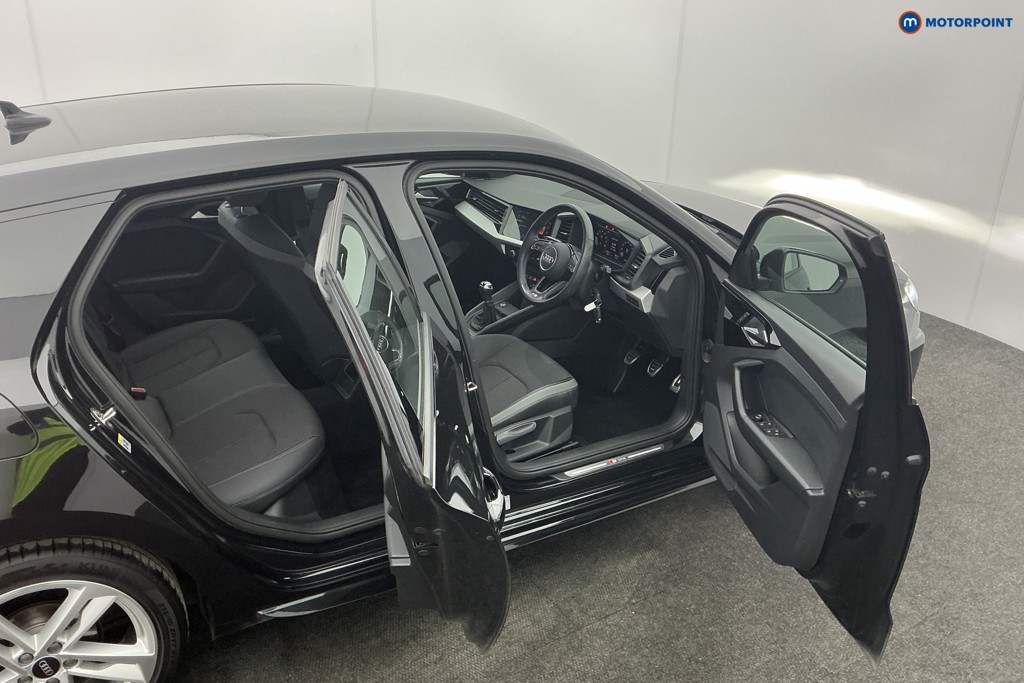 Audi A1 S Line Manual Petrol Hatchback - Stock Number (1610239) - 6th supplementary image