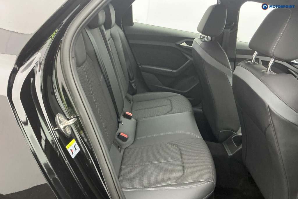 Audi A1 S Line Manual Petrol Hatchback - Stock Number (1610239) - 7th supplementary image