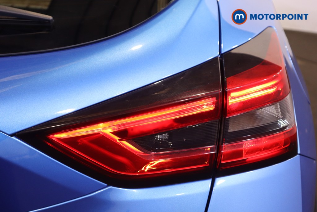 Nissan Juke N-Connecta Automatic Petrol SUV - Stock Number (1610499) - 31st supplementary image