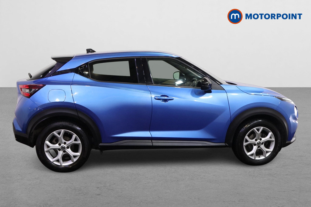 Nissan Juke N-Connecta Automatic Petrol SUV - Stock Number (1610499) - Drivers side