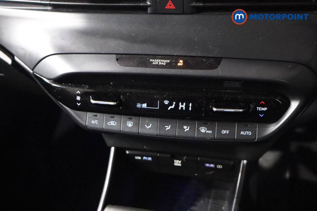 Hyundai Bayon Premium Automatic Petrol SUV - Stock Number (1610576) - 4th supplementary image