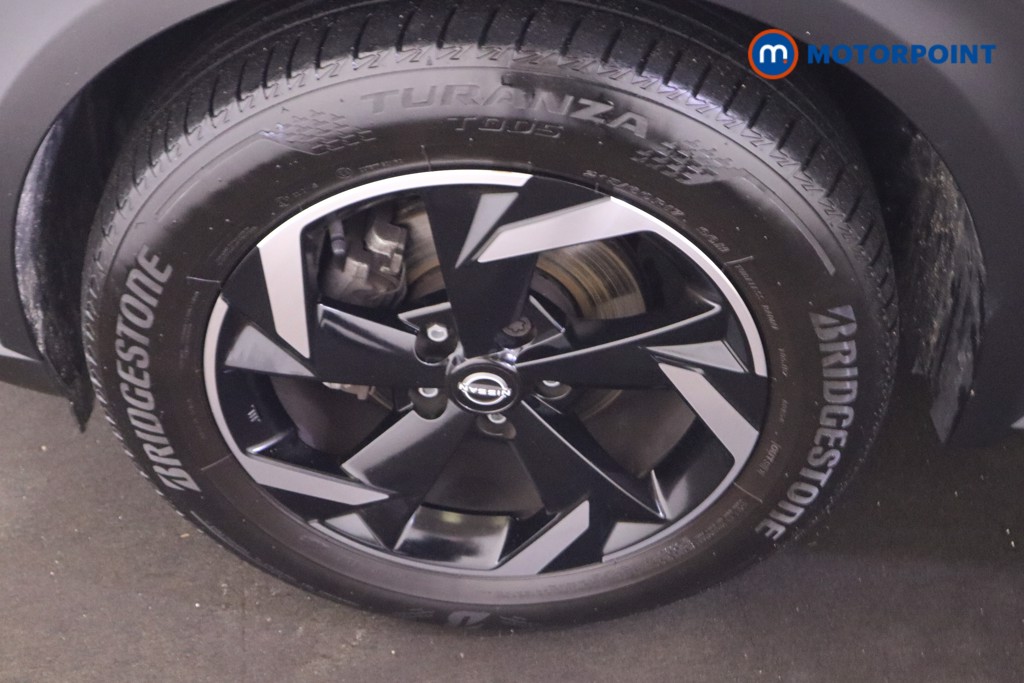 Nissan Juke N-Connecta Manual Petrol SUV - Stock Number (1610595) - 10th supplementary image