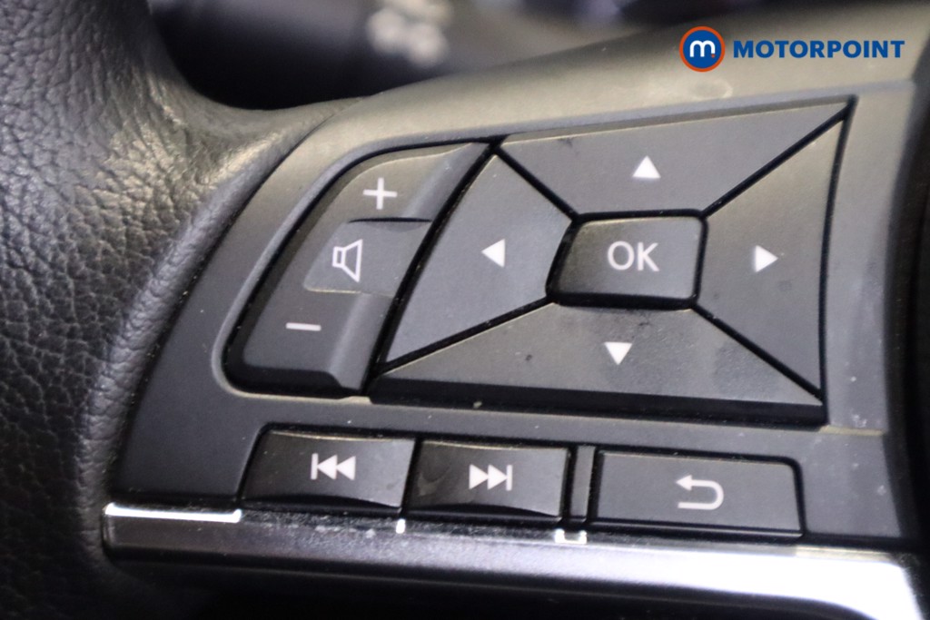 Nissan Juke N-Connecta Manual Petrol SUV - Stock Number (1610595) - 18th supplementary image