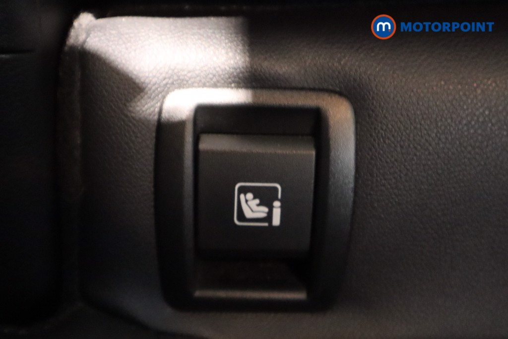 Nissan Juke N-Connecta Manual Petrol SUV - Stock Number (1610595) - 26th supplementary image