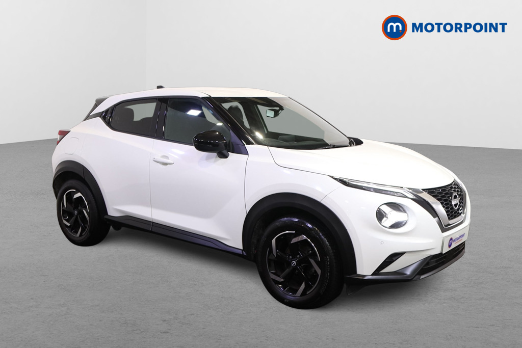 Nissan Juke N-Connecta Manual Petrol SUV - Stock Number (1610595) - Drivers side front corner