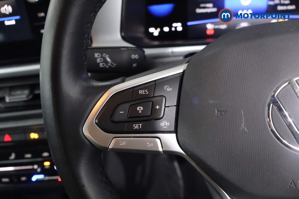 Volkswagen T-Roc Life Manual Petrol SUV - Stock Number (1610602) - 7th supplementary image