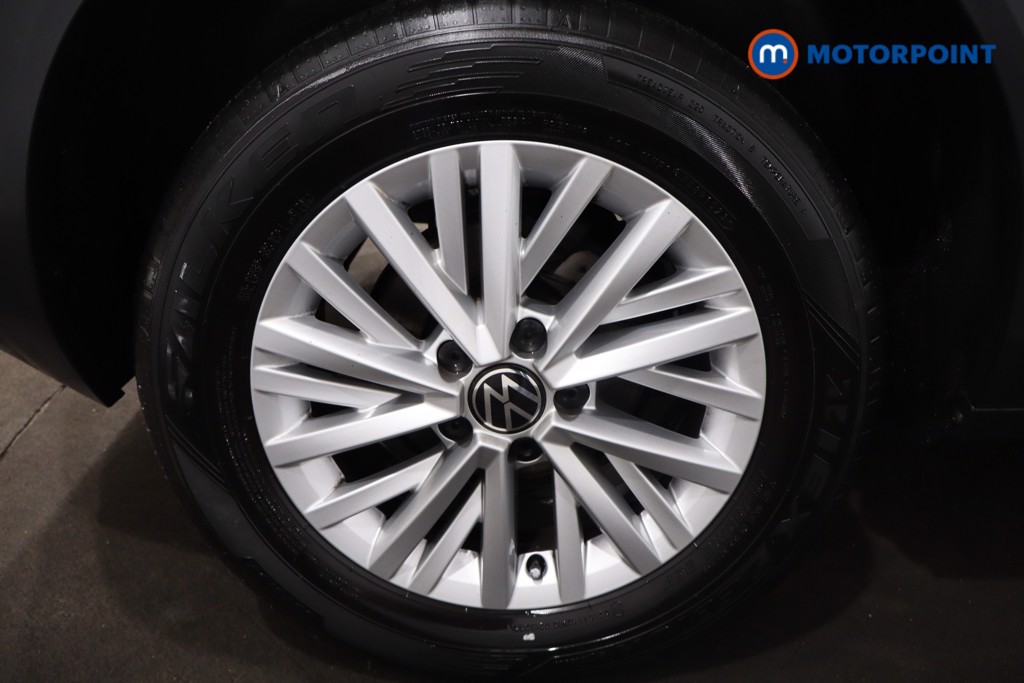 Volkswagen T-Roc Life Manual Petrol SUV - Stock Number (1610602) - 9th supplementary image